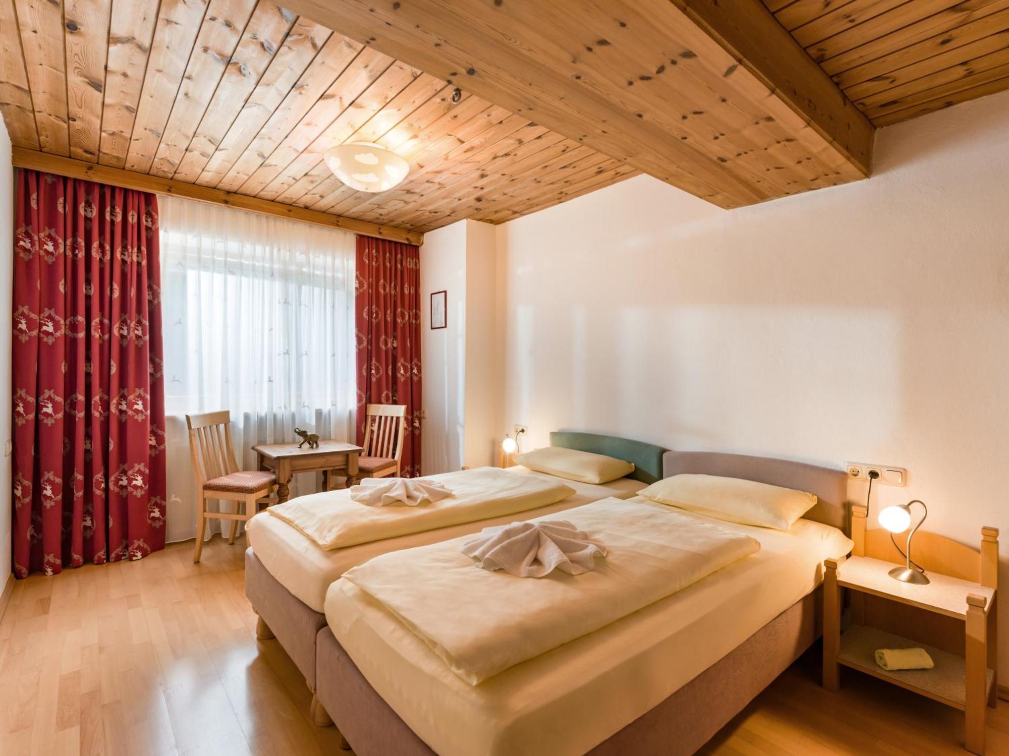 Hotel Feichter Soll Room photo